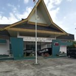 Menghindari Masyarakat, Kasi Gakkum LHK Wilayah Seksi Wilayah II Perintahkan Bendahara Memberikan Keterangan Kepada Masyarakat Desa Buluh Cina
