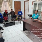 Sambangi Kantor Lurah Minas Jaya, Wakapolsek Pimpin Giat Cooling System Pemilu Damai Jelang Pilkada Serentak Tahun 2024