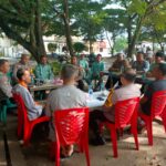 KAPOLSEK PINGGIR JUMAT CURHAT DI DESA SUNGAI MERANTI TENTANG PILKADA DAMAI TAHUN 2024