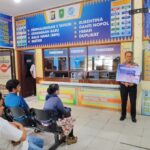 Cooling System, Satlantas Polres Siak Sampaikan Pesan Pemilu Damai kepada Pengunjung Samsat Perawang