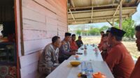 Silaturrahmi ke Kampung Sialang Sakti Kec Dayun Kab Siak Kapolsek siak laksanakan cooling system dalam rangka Pilkada tahun 2024 di Kab Siak