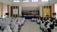 Polres Siak SosialisasikanPenting Nya Keselamatan Berlalulintas Serta Ajak Pelajar Sebagai Pemilih Pemula Ciptakan Pilkada di Kabupaten Siak Aman, Sejuk dan Damai