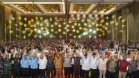 Sebanyak 43 calon kepala daerah di Provinsi Riau menggelar deklarasi Pilkada damai dihadapan Kapolda Riau, Irjen Pol Mohammad Iqbal serta Forkopimda disalah satu hotel di Kota Pekanbaru,