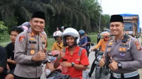 Polres siak gelar berbagi takjil dalam rangka OPS tertip rhamdan Lancang Kuning