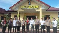 Kapolres Siak Kembali Beri Kado Unik: Bibit Pohon untuk Personel yang Berulang Tahun, Simbol Kepedulian terhadap Alam
