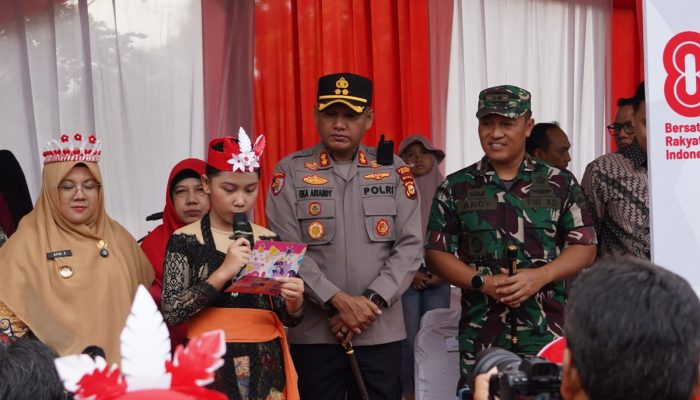 Dandim 0322/Siak Beserta Ketua Persit KCK Cabang XXXVII Ikut Meriahkan Karnaval Budaya HUT RI ke-80