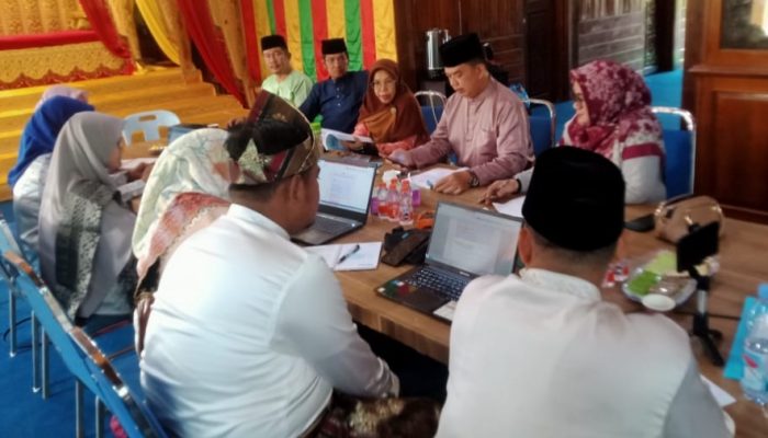 Buku Budaya Melayu Riau untuk SMP Lalui Proses Kurasi di LAMR Kepulauan Meranti