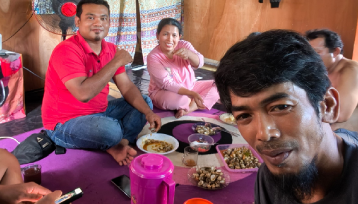 Dalam rangka HUT RI ke 80 pimpinan umum info Riau terkini selenggarakan makan bersama