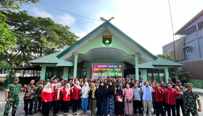 Kodim 0322/Siak Gelar Donor Darah Dalam Rangka Peringatan HUT Ke-80 TNI Dilaksanakan di Makoramil 04/Perawang