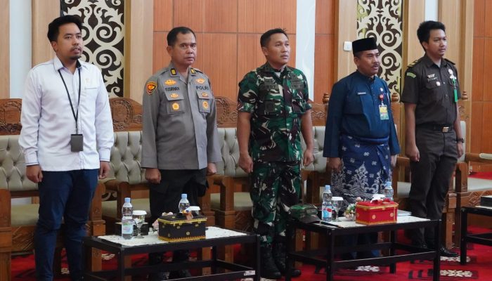 Dandim 0322 Siak Hadiri Rapat Paripurna Penyampaian Laporan Banggar APBD-P 2025
