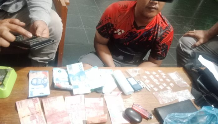 Anggota Yonif TP 851/BBC Amankan Enam Terduga Pengedar dan Pengguna Sabu di Bathin Solapan
