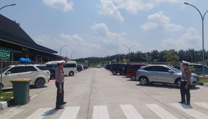 Polres Siak Intensifkan Pengamanan di Rest Area KM 45 Kandis, Pemudik Dapat Rasa Aman dan Nyaman