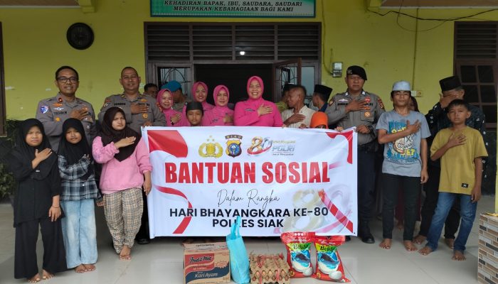 Polsek Tualang dan Bhayangkari Berbagi Kasih di Panti Asuhan Muhammadiyah Jelang Hari Bhayangkara ke-80