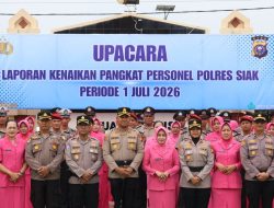 AKBP Sepuh Pimpin Kenaikan Pangkat 63 Personel Polres Siak