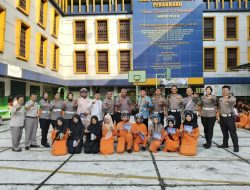 POLICE GO TO SCHOOL, DITLANTAS POLDA RIAU TANAMKAN BUDAYA TERTIB BERLALU LINTAS DAN GREEN POLICING KEPADA PELAJAR
